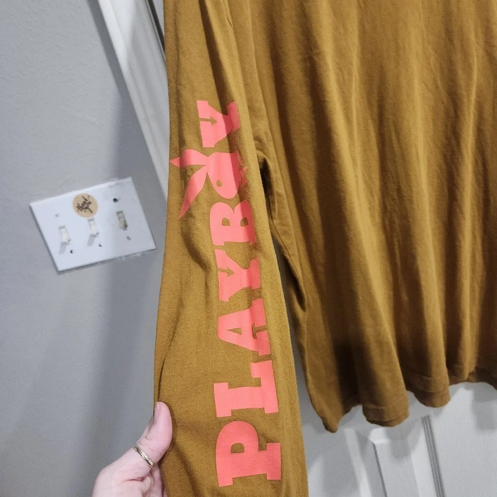 Playboy by PacSun‎ Long Sleeve T Shirt XL Brown Pink Logo Graphic Tee